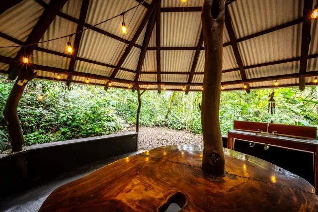 Exclusiva Finca con Vista al Lago y Volcán Arenal – BAJO CONTRATO