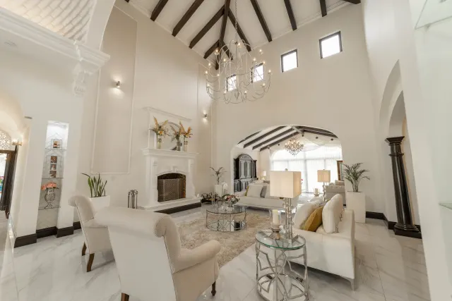 Lujosa casa colonial en venta en la exclusiva comunidad Monteran, Curridabat