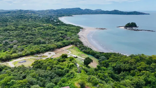 Oportunidad de Inversión Única en la Costa de Guanacaste – Condominio Cantomar, Ultra-Lujo Frente al Mar