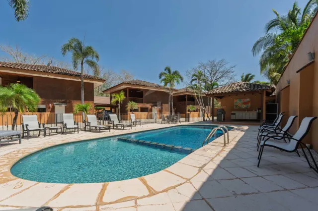 Exclusiva Propiedad de Inversión en Playa Avellanas con 4 Villas Independientes y Alto Potencial Vacacional