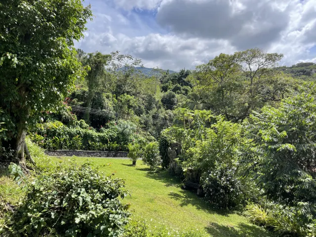 Santa Ana Piedades casa de una planta con 10.763m2