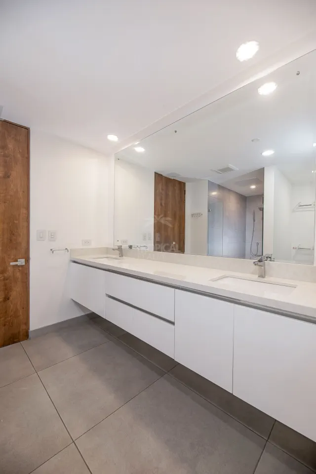 Penthouse de Lujo con Vista Panorámica en Nunciatura – Elegancia, Ubicación y Confort