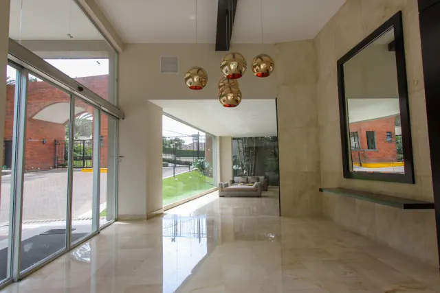 Lujoso apartamento en venta, Escazú Monte Plata