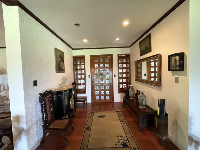 Santa Ana Piedades casa de una planta con 10.763m2