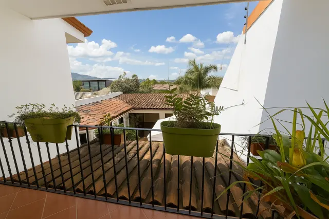 Casa Independiente en Venta en Rohrmoser con 4 Habitaciones