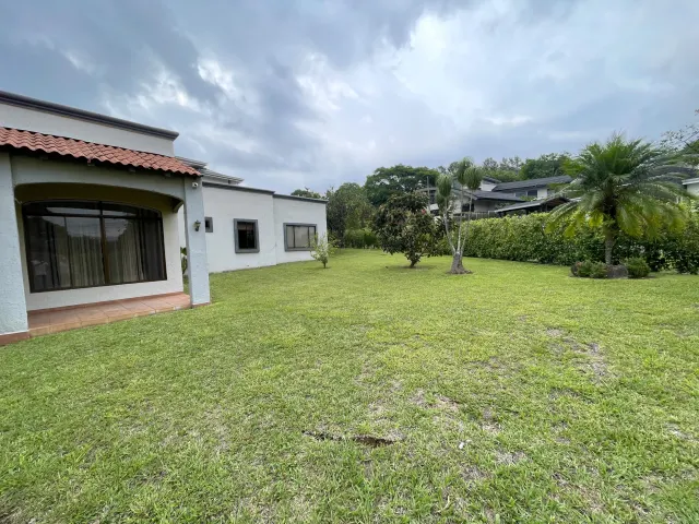 Casa de una planta en venta Hacienda Los Reyes, La Guacima