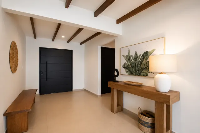 Una Villa Frente al Mar Donde el Lujo se Vive con Naturalidad