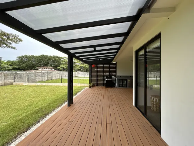 Hermosa casa moderna en Condominio, La Guácima, Alajuela