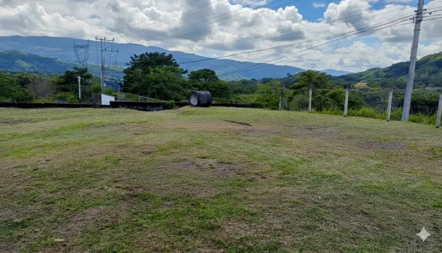 Lote Exclusivo De 1500m² En Las Vueltas, La Guácima | Vistas A La Montaña