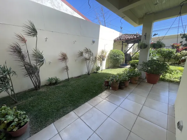 Bosques de Doña Rosa, casas