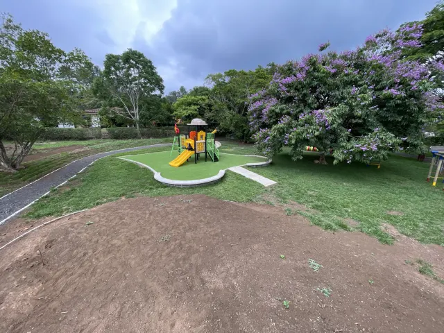 Hacienda Los Reyes: Hogar Familiar y Paraíso del Golf