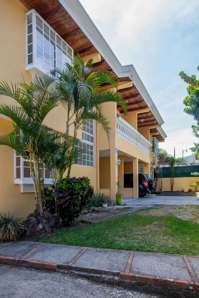 Casa tipo Townhouse en venta en Escazú