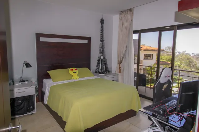 Casa en Venta en Lomas del Valle, Alto de Las Palomas – 3 Habitaciones con Amenidades de Lujo