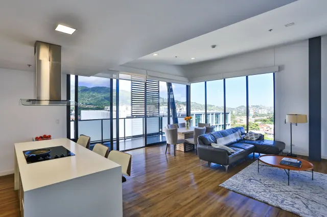 Escazu Village apartamento amueblado en venta