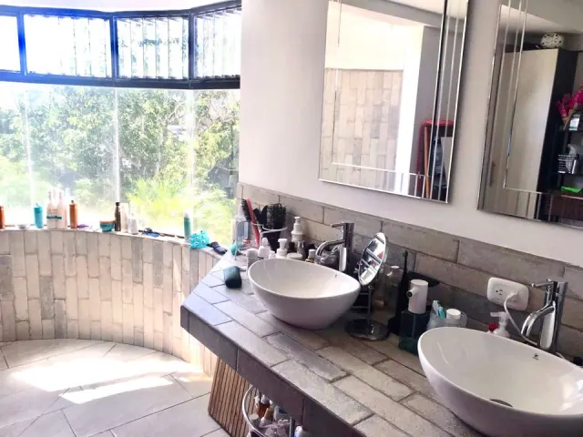 Casa Independiente para Venta.