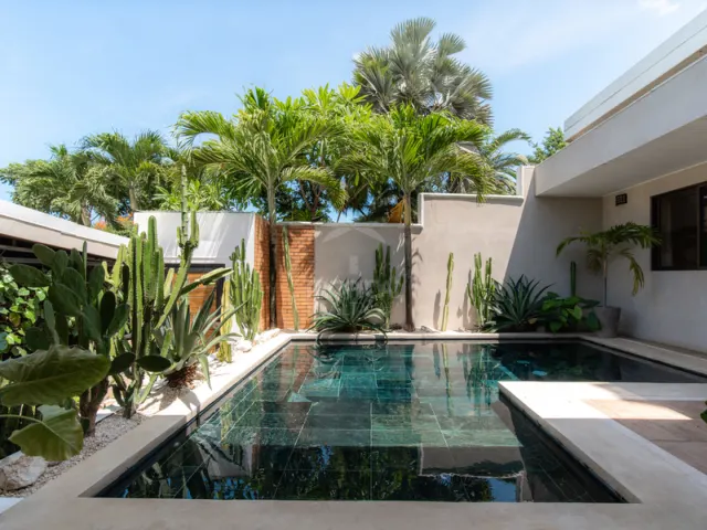Villa de Lujo a Pasos de la Playa en Santa Teresa | Inversión Turnkey con Historial Airbnb Comprobado