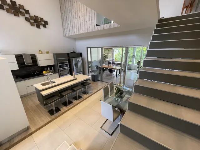 Hermosa Casa en Venta en Condominio - Hacienda Los Reyes