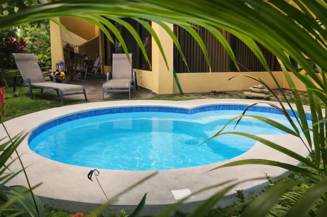 Villa de Lujo Frente al Mar en Playa Hermosa – Puntarenas