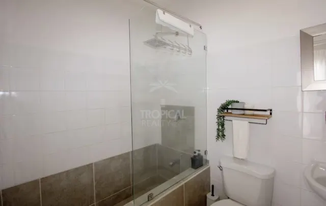 Condominio de Playa en Venta en Tamarindo – Elegancia Tropical a Pasos del Océano