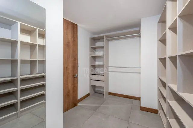 Penthouse de Lujo con Vista Panorámica en Nunciatura – Elegancia, Ubicación y Confort