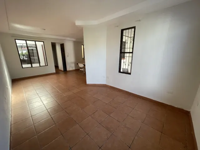 Casa de una planta en venta Ciudad Colon