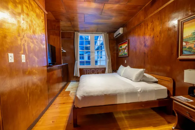 Hotel Boutique en Venta en Barrio Amón – Propiedad Histórica con Alto Potencial de Desarrollo