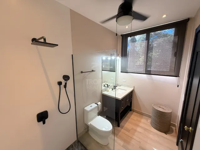 Casa Moderna de Lujo en Venta Cerca de la Playa Vendida
