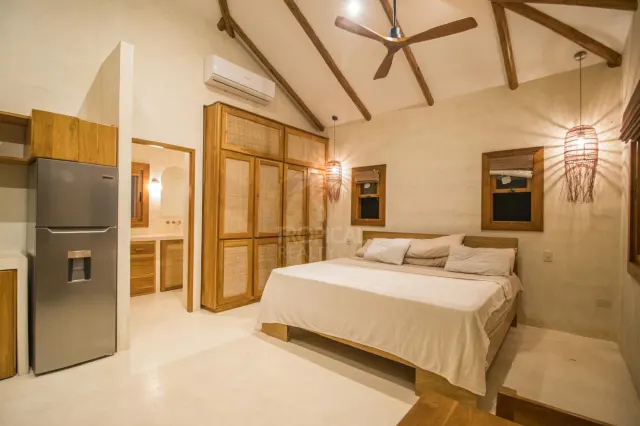 Terreno de uso mixto con vista al mar en Mal País, Costa Rica, con 75% de construcción permitida, $629,000