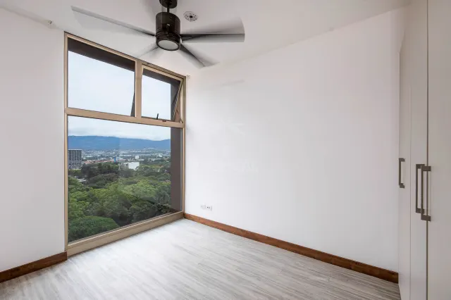 Penthouse de Lujo con Vista Panorámica en Nunciatura – Elegancia, Ubicación y Confort