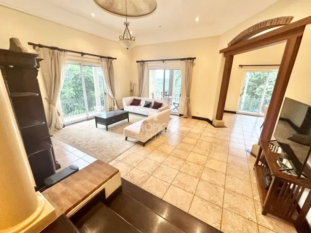 Villa Real casa en venta o alquiler