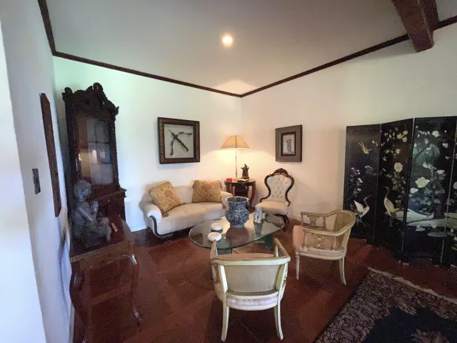 Santa Ana Piedades casa de una planta con 10.763m2