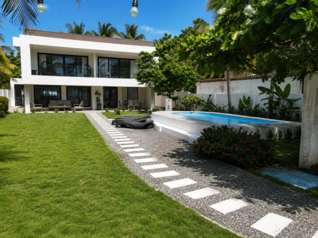 Una Villa Frente al Mar Donde el Lujo se Vive con Naturalidad