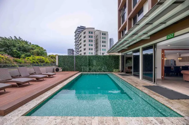 Penthouse de Lujo con Vista Panorámica en Nunciatura – Elegancia, Ubicación y Confort