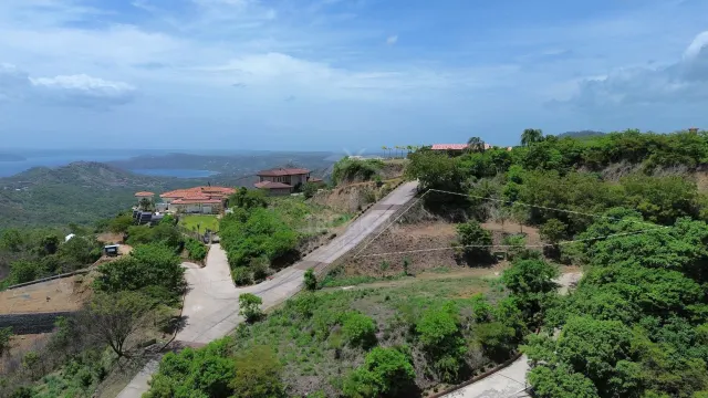 Lote Premium de 999 m² con Espectacular Vista al Mar – Condominio Lomas Del Mar, Guanacaste