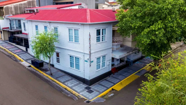 Hotel Boutique en Venta en Barrio Amón – Propiedad Histórica con Alto Potencial de Desarrollo