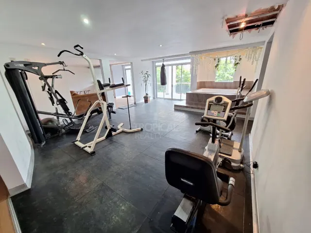 Apartamento amueblado en alquiler Escazú