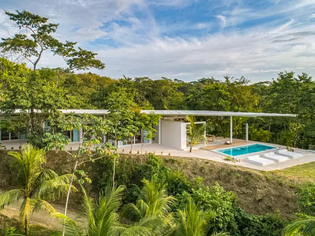 Villa con vista al oceano y Piscina en de Playa Hermosa