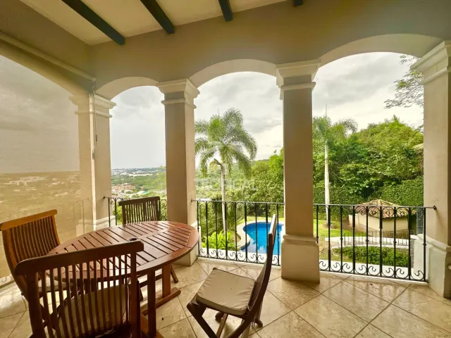 Villa Real casa en venta o alquiler