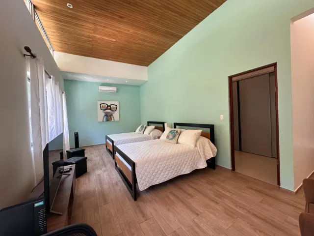 Villa de Lujo Frente al Mar en Alquiler en Playa Tivives, Costa Rica