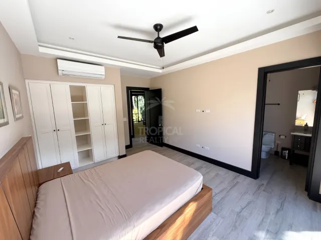 Casa Moderna de Lujo en Venta Cerca de la Playa Vendida