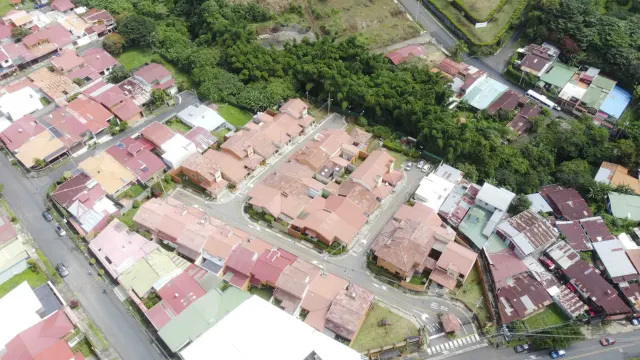 Condominio Moderno de 2 Dormitorios en Monte Blanco, Heredia
