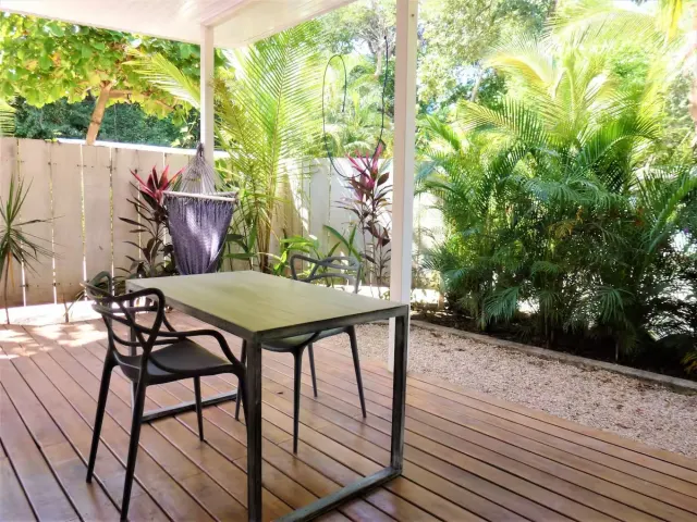En Venta: Propiedad de Inversión Llave en Mano con 6 Lodges en Surfside Potrero