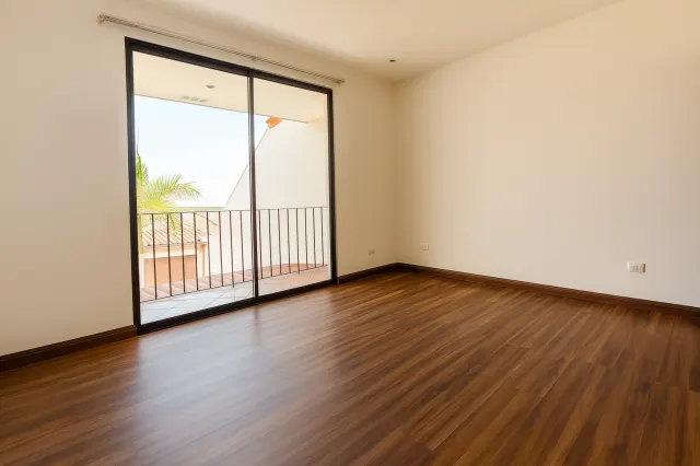 Casa Independiente en Venta en Rohrmoser con 4 Habitaciones