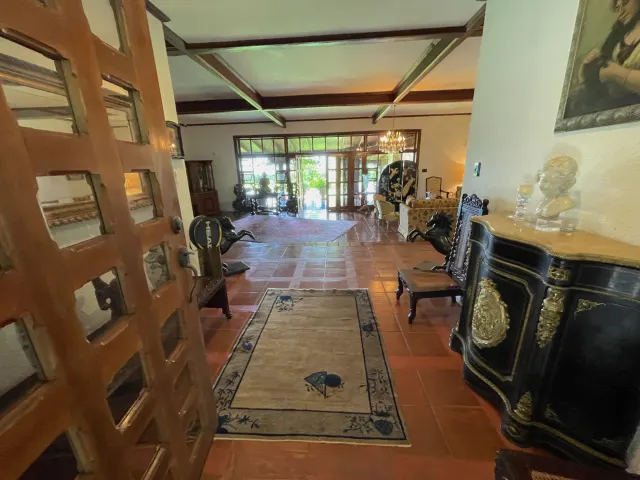 Santa Ana Piedades casa de una planta con 10.763m2