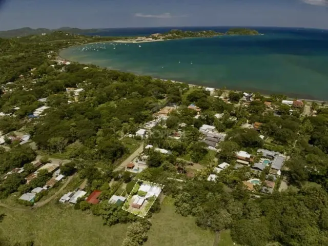 Inversión Comercial y Residencial de Uso Mixto en Playa Potrero