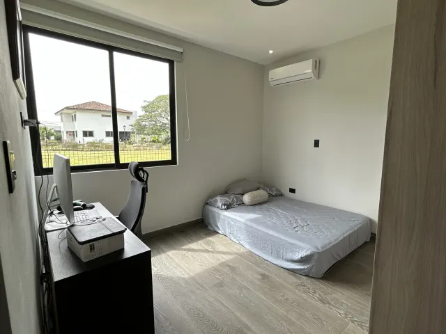 Hermosa casa moderna en Condominio, La Guácima, Alajuela