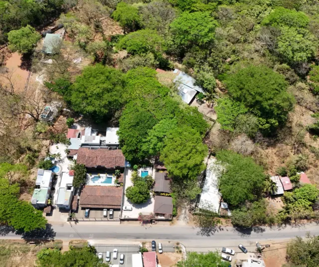 Oportunidad de Inversión en Playa Grande – Terreno de 600 m² con Múltiples Unidades a Pocos Pasos del Mar
