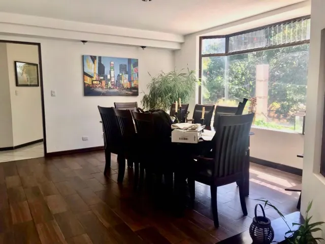 Casa Independiente para Venta.