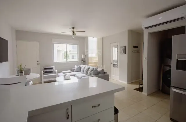 Condominio de Playa en Venta en Tamarindo – Elegancia Tropical a Pasos del Océano