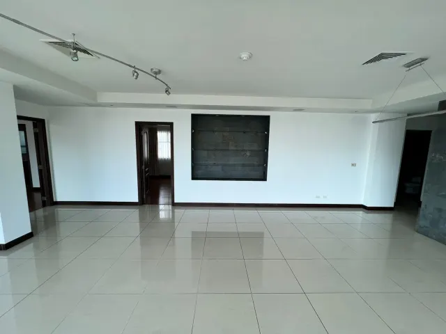 Se vende pent-house en torre en nunciatura - oportunidad única